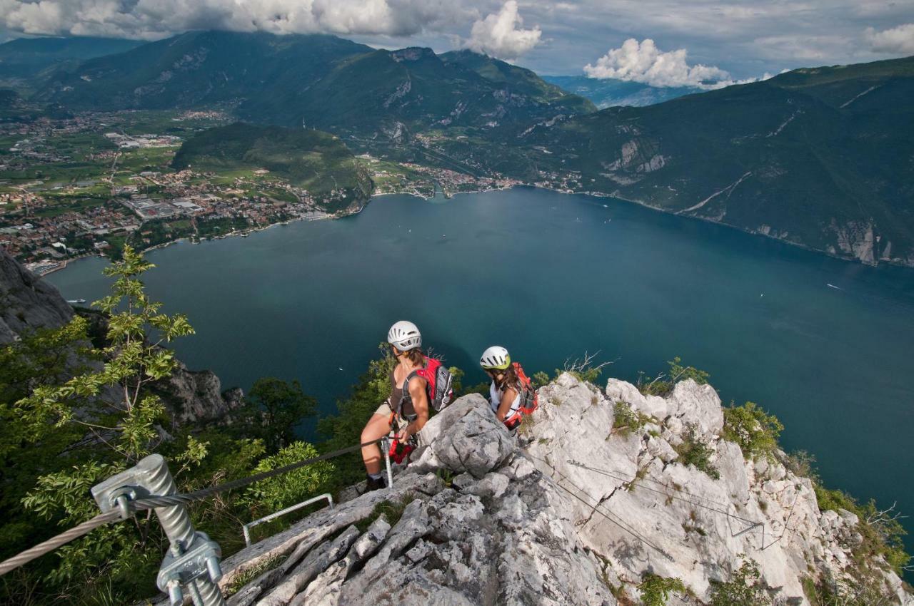 Maso Tobel Riva Del Garda Villa Exterior photo