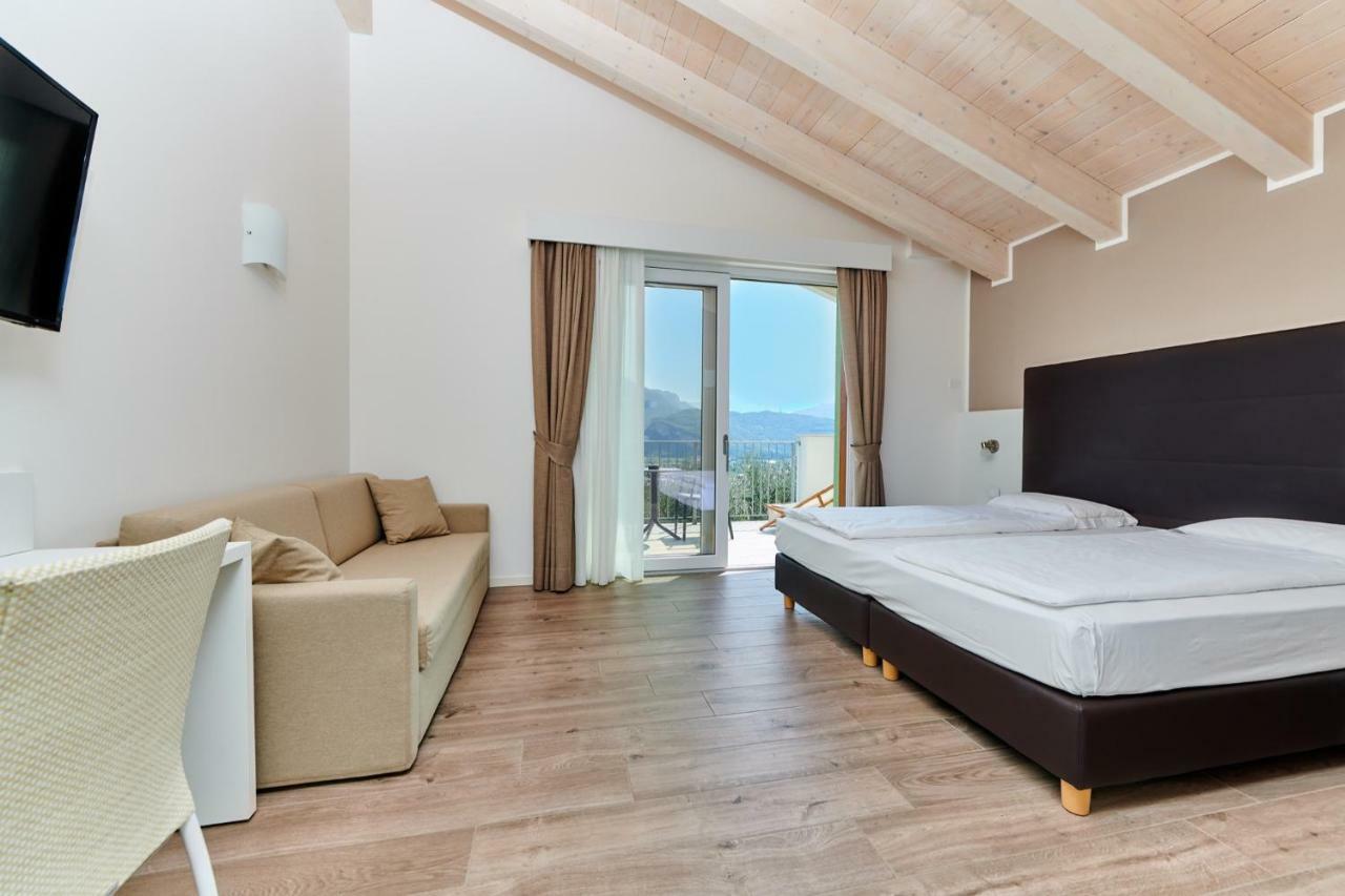Maso Tobel Riva Del Garda Villa Exterior photo